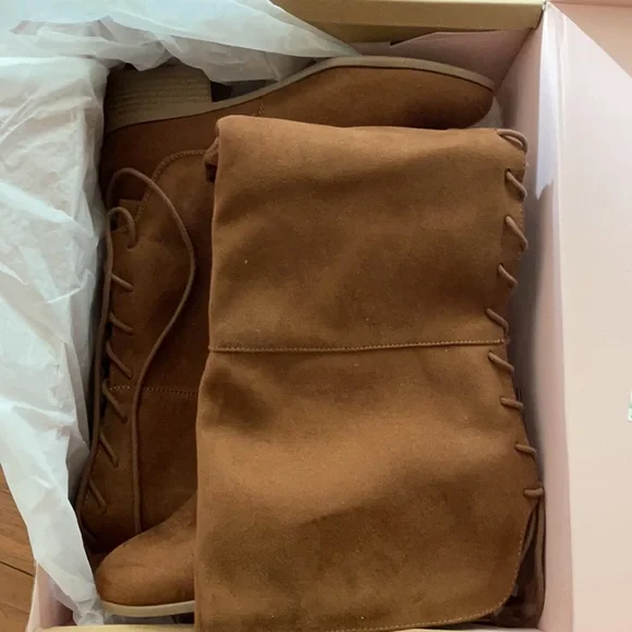 Cognac color knee high boots - Picture 4 of 4